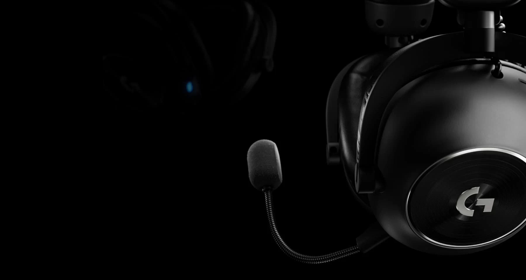 06 banner pro x 2 lighspeed gaming headset desktop