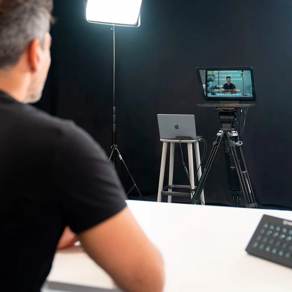 Máy nhắc chữ Elgato Prompter XL 10WAG9901 5 Máy nhắc chữ Elgato Prompter XL 10WAG9901 - Ảnh 5